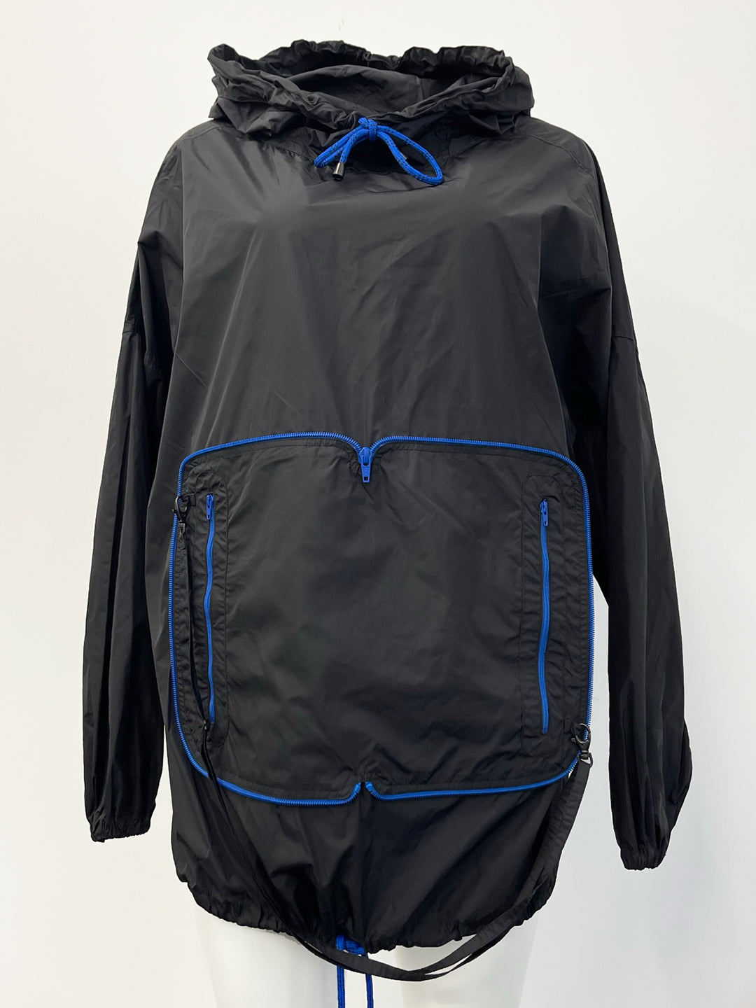 BLACK ANORAK / BAG
