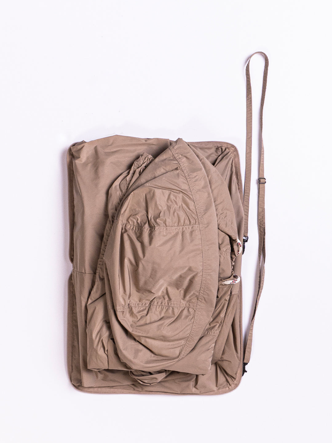 BEIGE PARKA / BAG