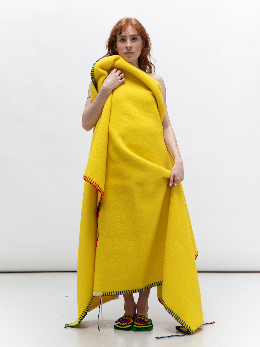 IN STITCHES BLANKET YELLOW