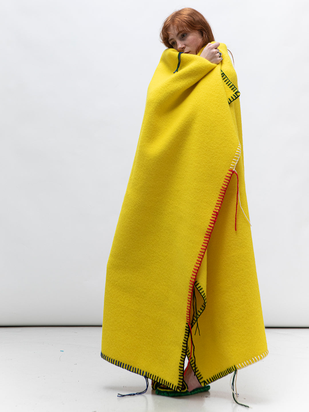 IN STITCHES BLANKET YELLOW