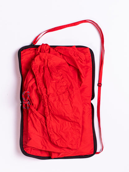 RED ANORAK / BAG